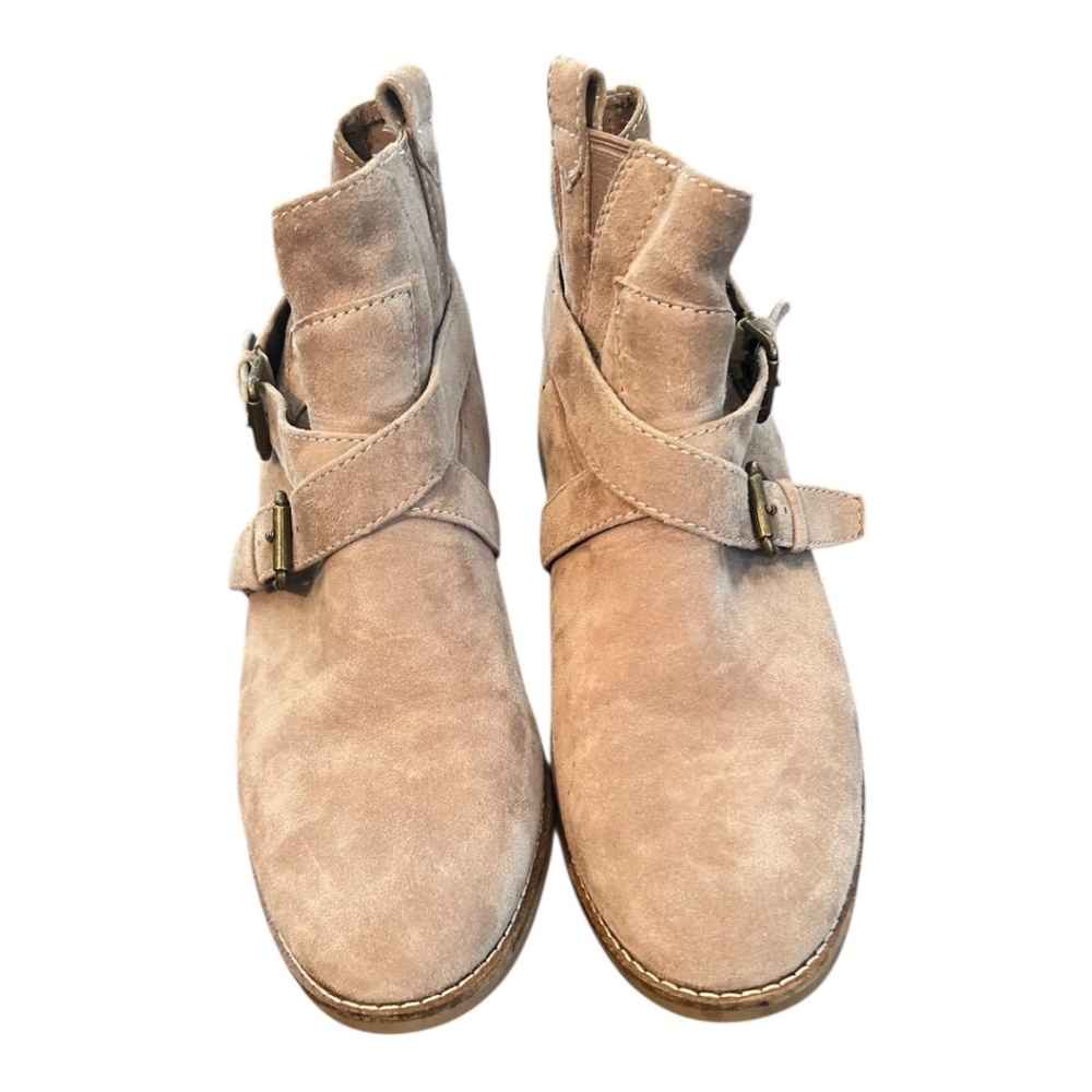Cole Haan Jensynn Bootie Stone Taupe Suede Ankle Boots Buckle Heel Size 9 - Picture 2 of 8